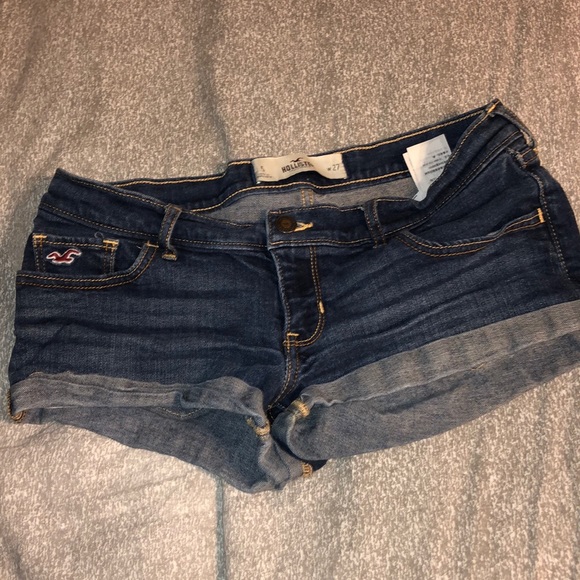 Hollister jean shorts - Picture 2 of 6